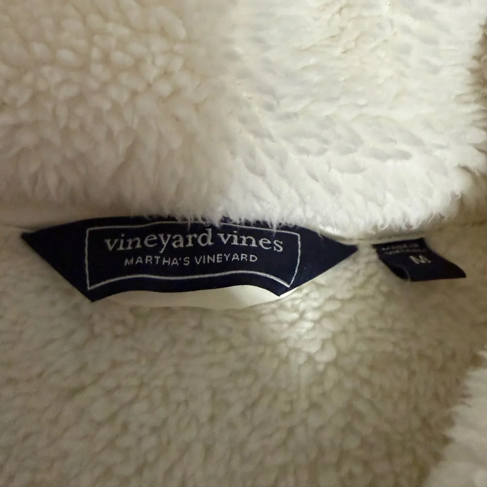 Never Worn! Vineyard Vines Women’s Fair Isle Quarter Zip Lush Teddy Shep Shirt - Picture 7 of 7